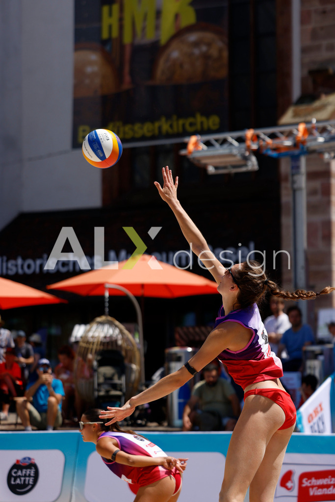Obi BeachTour 2026 - Basel | BASEL, SWITZERLAND - JULY 18: NADINE DEMIERRE (SUI) serve during the Obi BeachTour 2026 match between BOSSART / ABBÜHL (SUI) and FLÜCKIGER / DEMIERRE (SUI) at Barfüsserplatz on July 18, 2026 in Basel, Switzerland. - Realisiert mit Pictrs.com