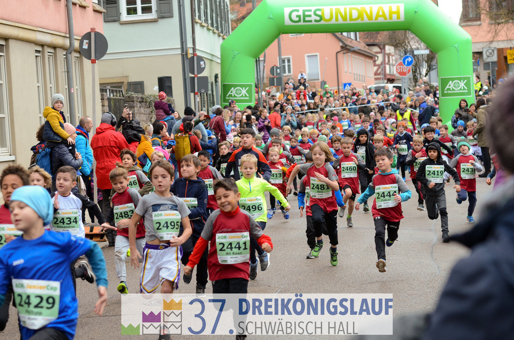 AOK JuniorCup 400m | 3Koenigslauf 2023 - Realisiert mit Pictrs.com