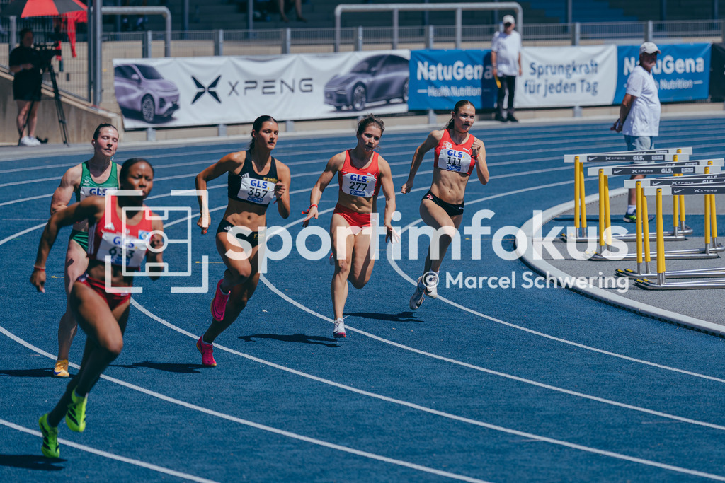 Deutsche Meisterschaften U20 / U16 2026 | Emma Seng, LG Stadtwerke München, 357, Emma Plöchinger, LAC Passau, 277, Neela Holtz, SC Potsdam e.V., 111, 200-Meter-Lauf, Halbfinale, Deutsche Meisterschaften der U20 &amp; U16 2026, Lohrheidestadion Bochum-Wattenscheid, 12.07.2026. Foto: Marcel Schwering / sportimfokus - Realisiert mit Pictrs.com