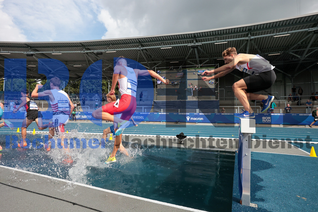 SES_RRGLAT20250723-49 | bond - Realisiert mit Pictrs.com