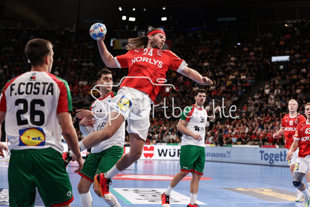 Dänemark - Portugal | Mikkel HANSEN (DEN #24) am Ball / wirft auf das Tor