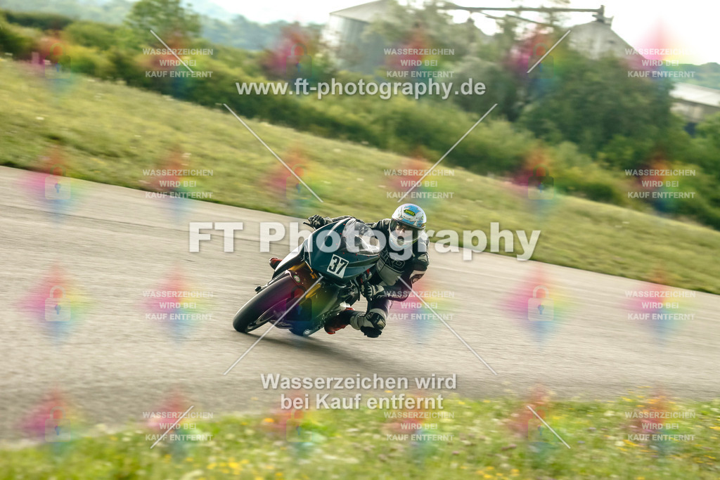 Chambley Juli-3377 | Hier findet Ihr Bilder von Touristenfahrten auf der Nürburgring Nordschleife oder von anderen Veranstaltungen die ich besucht habe. Viel Spass beim Durch Schauen 