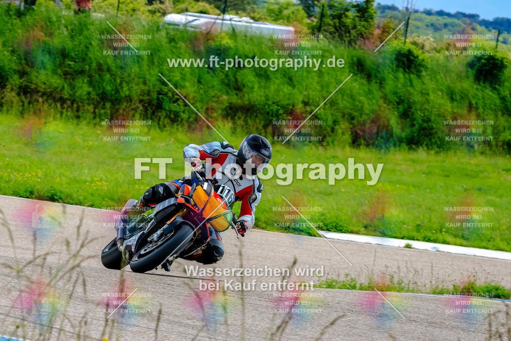 MotoTeam-0391 | Hier findet Ihr Bilder von Touristenfahrten auf der Nürburgring Nordschleife oder von anderen Veranstaltungen die ich besucht habe. Viel Spass beim Durch Schauen 