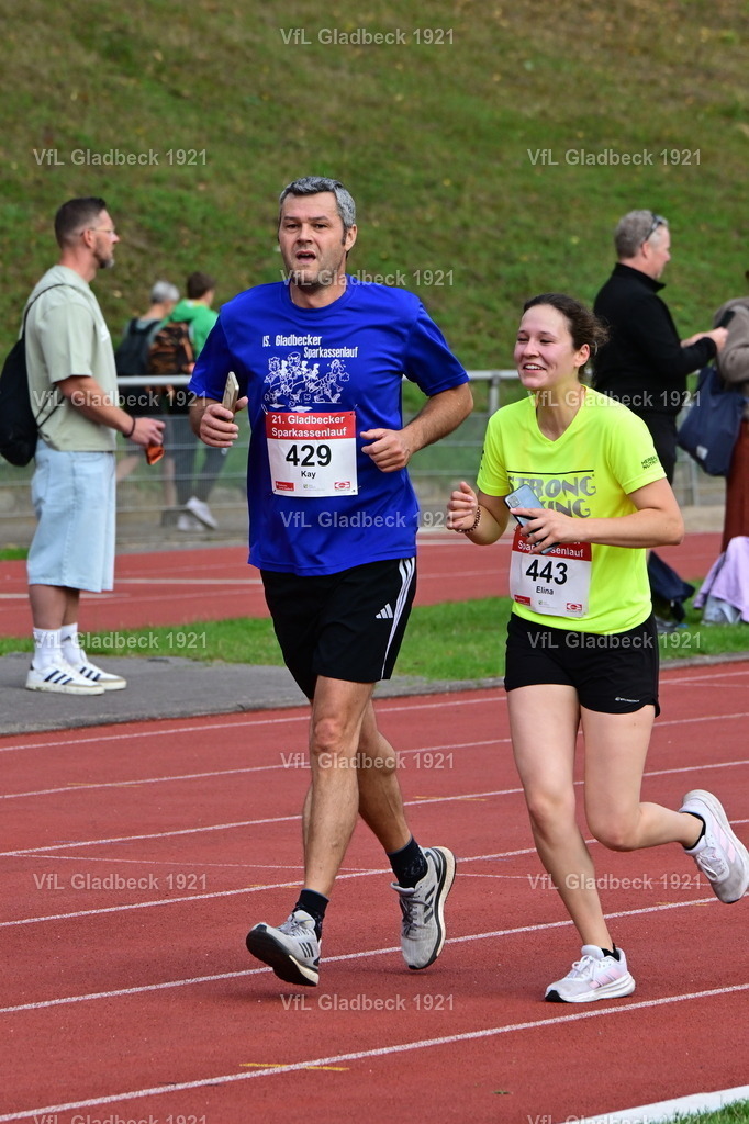 2026-08-23_Sparkassenlauf_5KM_RKrü_000384 | Die Fotografen - Realisiert mit Pictrs.com