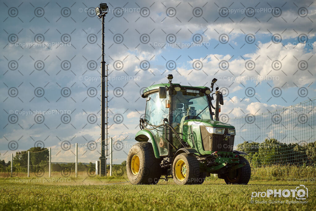 202507_Rernböck-Rasen_NZ9_1343 | proPHOTO - Realisiert mit Pictrs.com