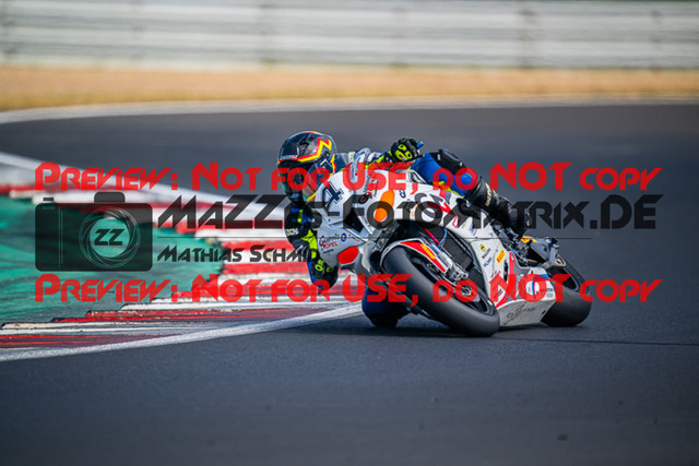 MaZZes_FotoMatrix_220626_6428 | PROSUPERSTOCK