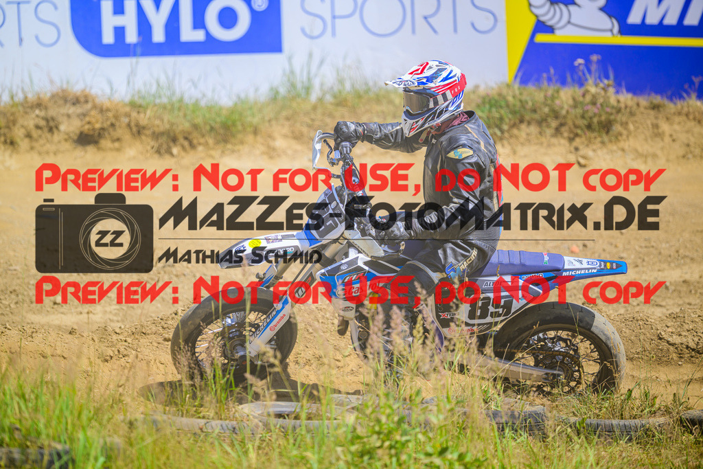MaZZes_Fotomatrix_20250704_6007705_8311 | GELB