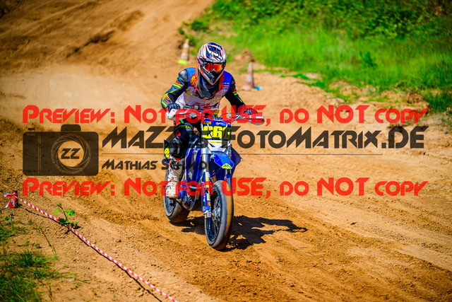 MaZZes_FotoMatrix_240512_6021986_1811 | S2