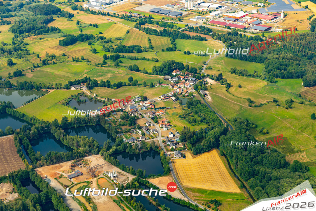 Die Luftaufnahme Dießfurt - Pressath wurde 2022 vom Flugzeug aus (keine Drohne) erstellt. Hohe Auflösung -für große Poster und Wandbilder geeignet - Garantiert!