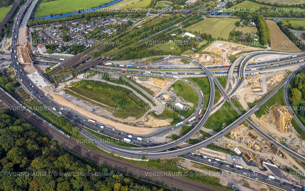 Duisburg250903920-2 | Luftbild, Autobahnkreuz Kaiserberg mit Baustelle, Autobahn A40 und A3, Duissern, Duisburg, Ruhrgebiet, Nordrhein-Westfalen, Deutschland