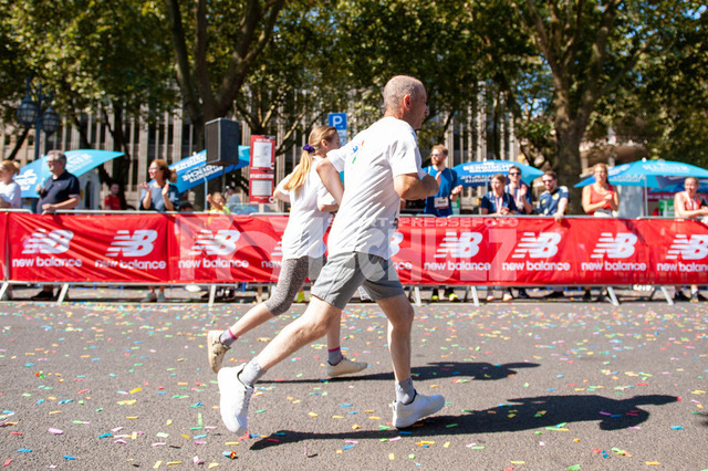 20240901_NSZ_9667 | DEU, Düsseldorf, 01.09.2024 Kö-Meile  - Realisiert mit Pictrs.com