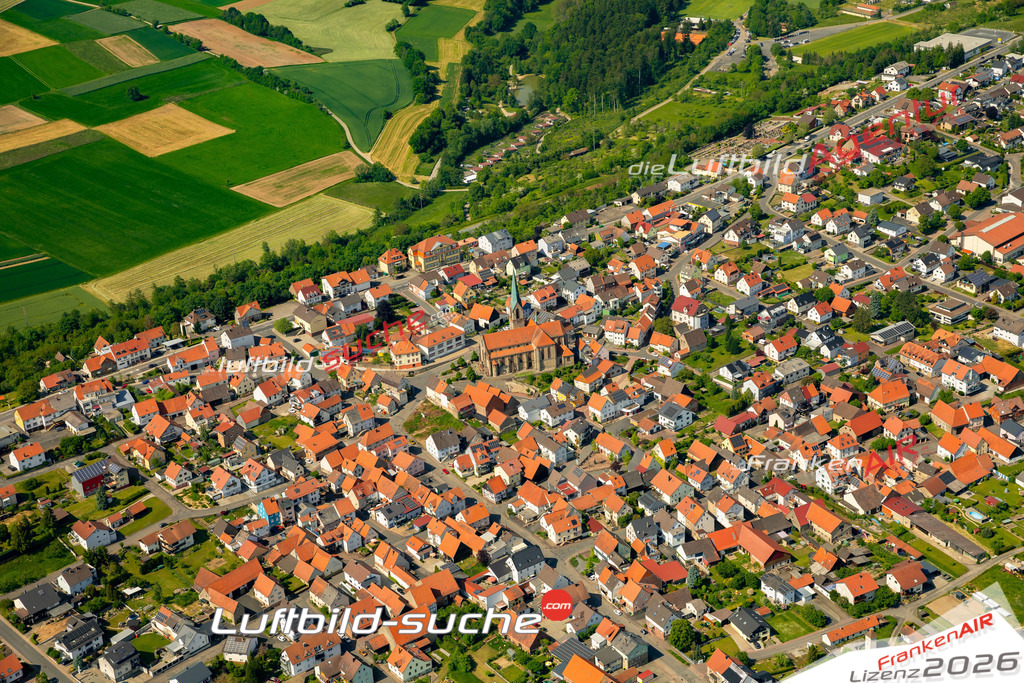 Das Luftbild zeigt  Höpfingen - Die Luftaufnahme wurde 2023 vom UL-Flugzeug aus erstellt ( keine Drohne ) - Hochauflösende Luftaufnahme - Für grossformatige Ausdrucke geeignet. Die Geschenkidee !Mit Lizenz und Bildrechte bestellbar