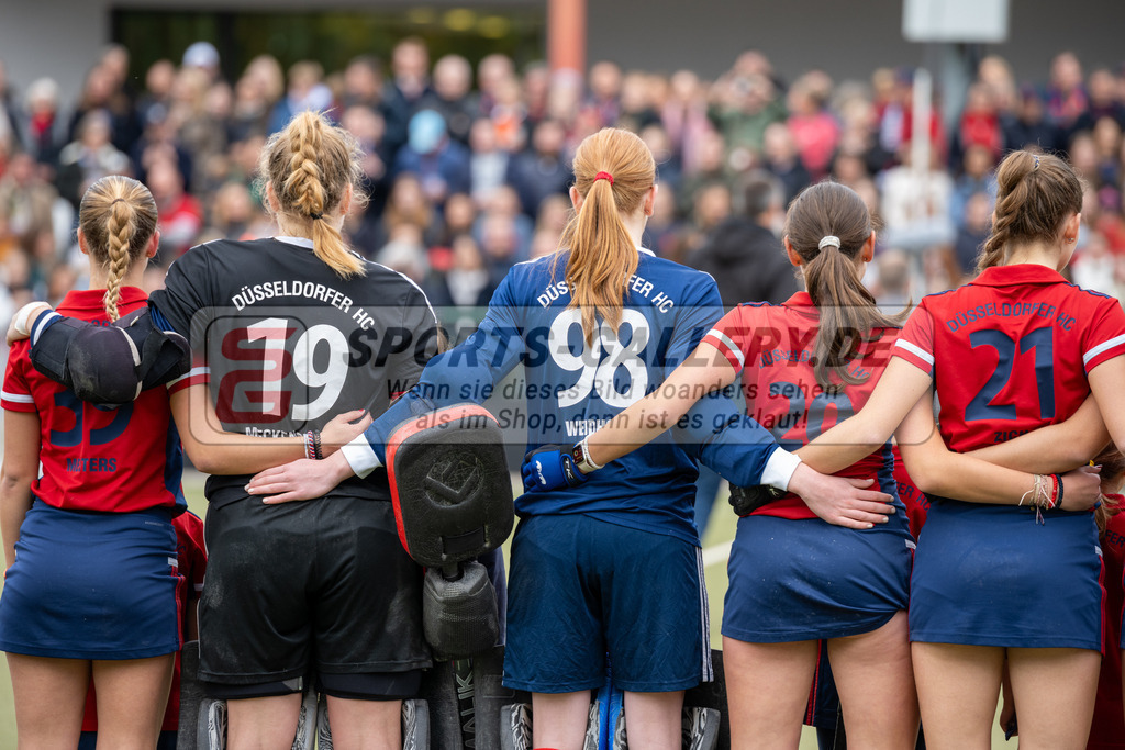 SFE_20231022_0032 | Deutsche Meisterschaft Weibliche U16 Finale Uhlenhorst Mülheim - Düsseldorfer HC am 22.10.2023 in Köln (Düsseldorfer Hockeyclub 1905 e.V.), Photo: Stephan Fehrmann 2023 (Sports-Gallery)