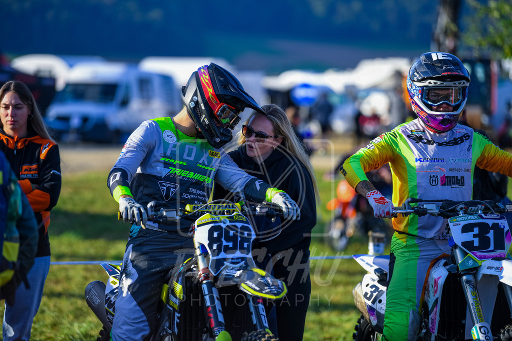 MX1 (2) | Paeschuphoto Shop - Wer nicht sucht der auch nicht findet.Ob Motocrossbilder oder von einem besuchtem Spiel, Hauptsache Action. - Realisiert mit Pictrs.com