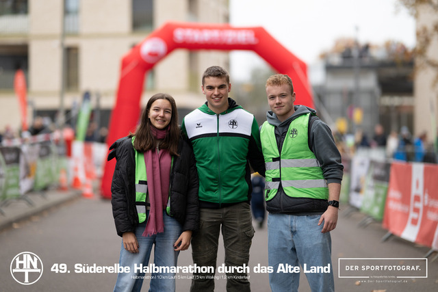 Süderelbe Halbmarathon 2025 I 09.11.2025 I Fotograf_DerSportfotograf.I 00075 | Der Sportfotograf. - Realisiert mit Pictrs.com