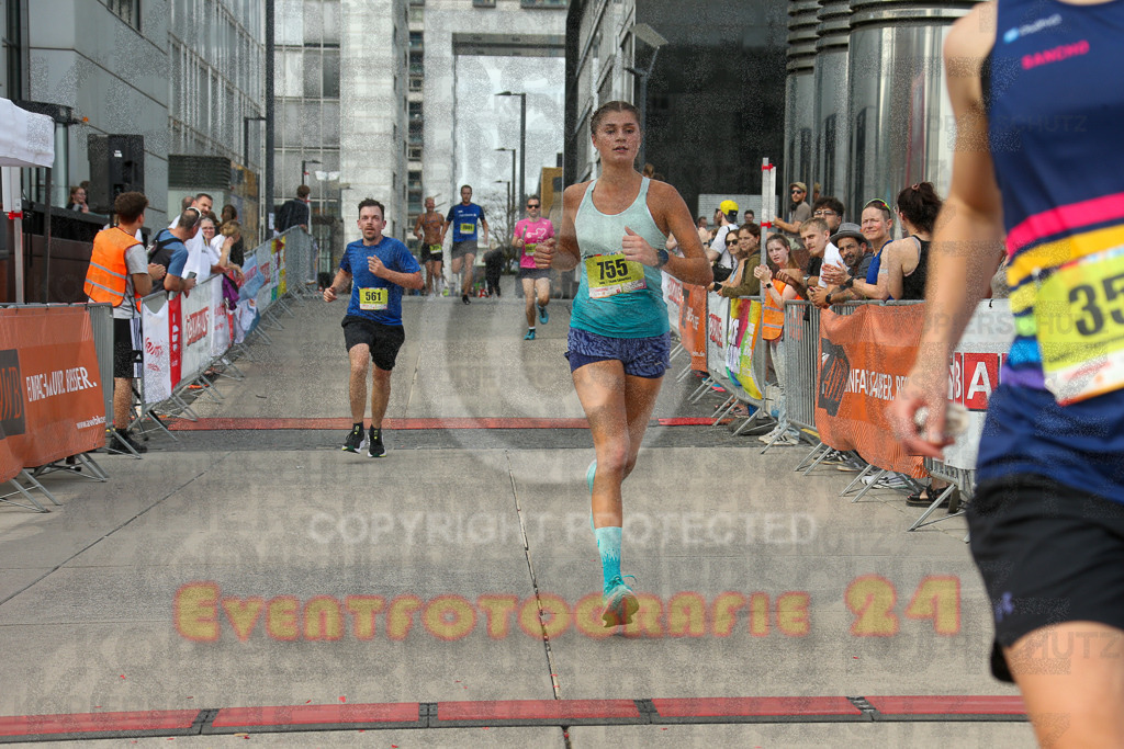 250920_1515_EX1_8656 | Sportfotografie im Rhein-Sieg Kreis, Köln, Bonn, NRW, Rheinland Pfalz, Hessen, etc. Unser Tätigkeitsfeld umfasst den Laufsport vom Volkslauf über den Marathon, Duathlon, Triathon bis zum Ultralauf wie Kölnpfad Ultra oder Schindertrail.