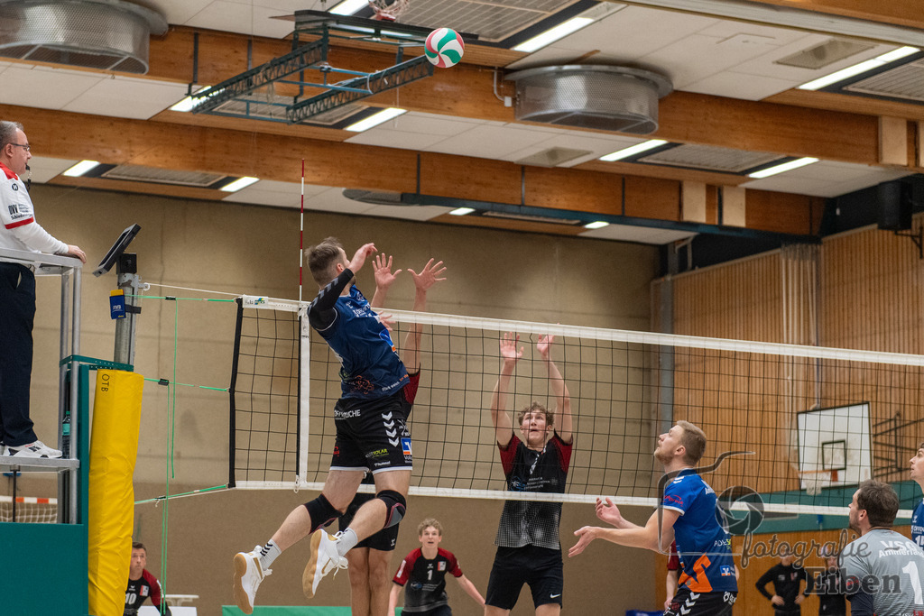 Oldenburger TB-VSG Ammerland | Volleyball Regionalliga; Oldenburger TB-VSG Ammerland am 24.01.2026 in Oldenburg (Sporthalle Haarenesch), Photo: Philip Eiben 2026 - Realisiert mit Pictrs.com
