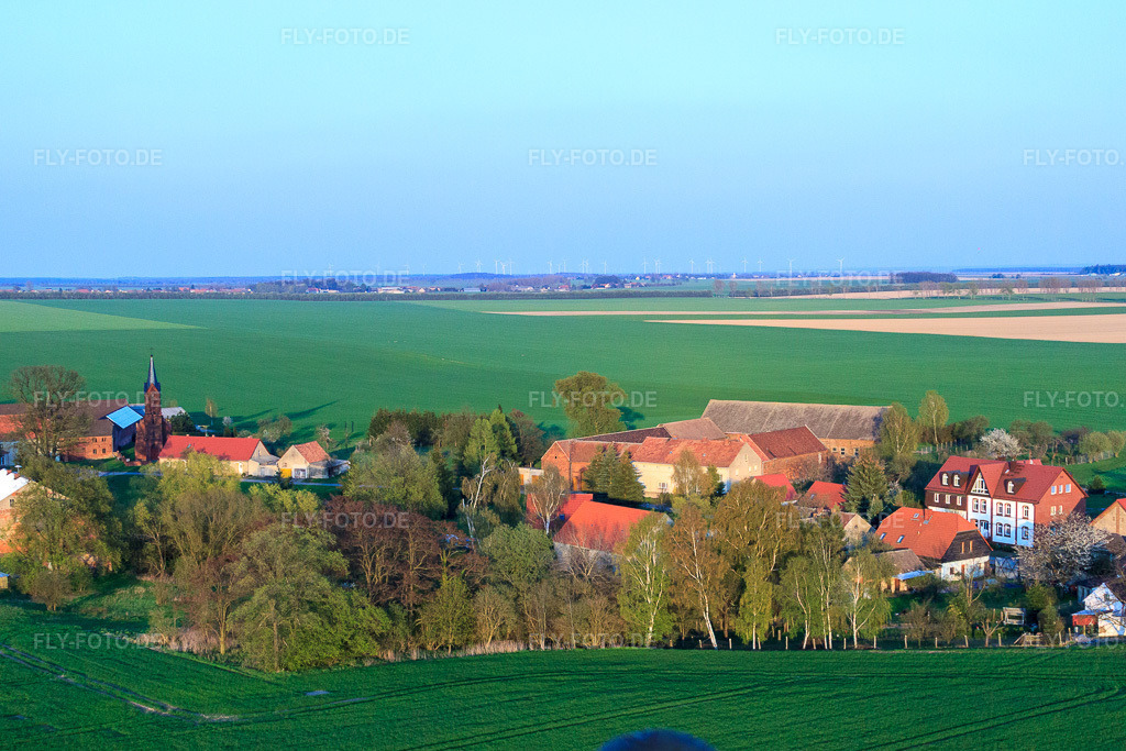 Luftbild: Ortsteil Höfgen im Ortsteil Welsickendorf in Niederer im Bundesland Brandenburg in Deutschland. Foto: IMG_26103.jpg vom 23.04.2010 durch Werner Riehm/FLY-FOTO.de