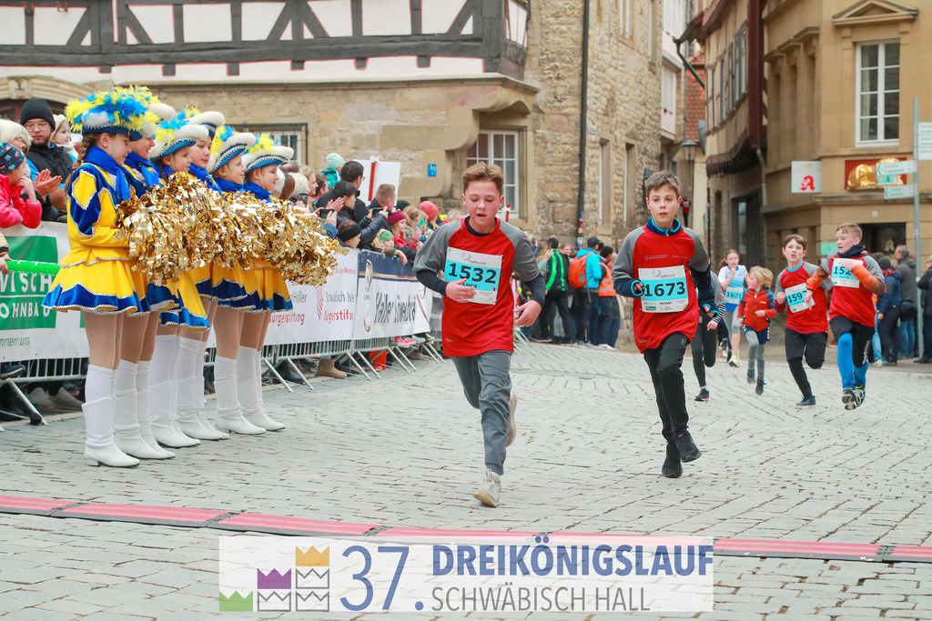 Stadtwerke Jugendlauf 1700m | 3 Koenigslauf 2023 - Realisiert mit Pictrs.com