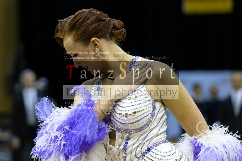 20241102_DC_HGR_Std_08671 | Tanzsportbilder, Standardtanz, Lateintanz, WDSF, DTV, LTVB, dancecomp, goc, hessen tanzt, blaues band der spree, walzer, tango, wiener walzer, slowfox, quickstepp, samba, rumba, cha-cha-cha, paso doble. jive, hd-kroft photography, turniertanzsport