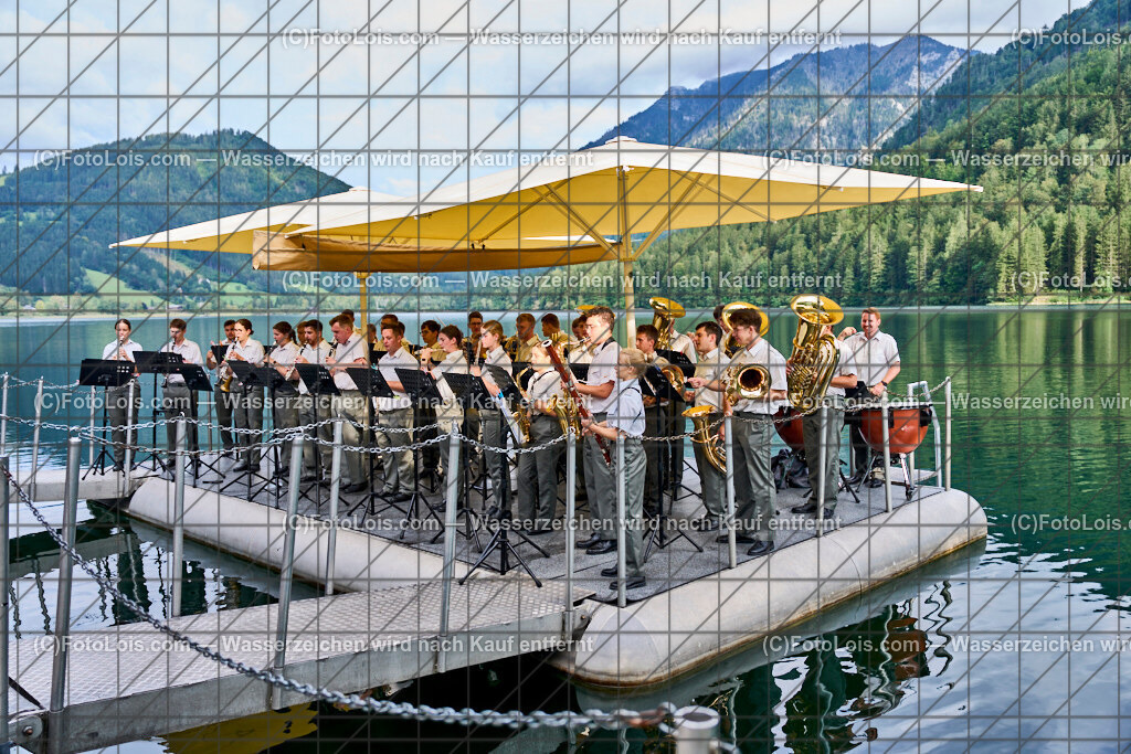 ALP1020_XXXX-Chopin-Festival_Ausklang | (C)FotoLois.com, Alois Spandl. XXXX. Chopin-Festival in der Kartause Gaming, musikalischer AUSKLANG auf der Seebühne Lunz mit dem Blasorchester der Miltärmusik Niederösterreich unter der Leitung von Oberst Adolf Obendrauf, So 18. August 2024.