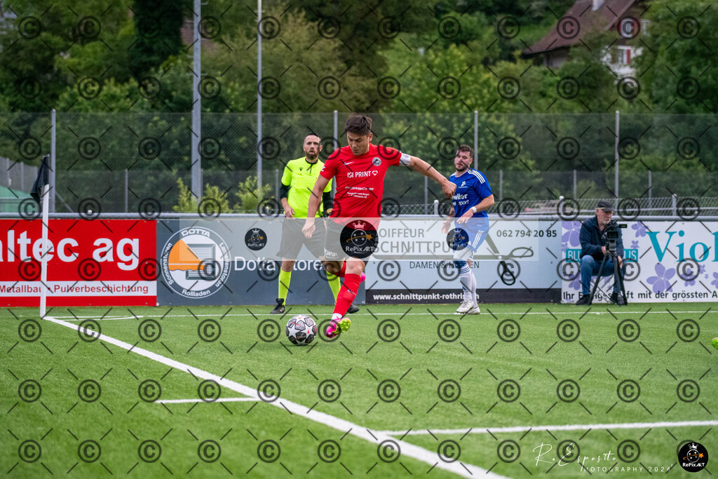 20240611_FC-Rothrist 1-Final_401 | Sport und Naturfotografie von Roberto Esposito zeigt echte Momente Bewegung und die Schönheit der Natur. Ausdrucksstarke Bilder schaffen Emotionen.