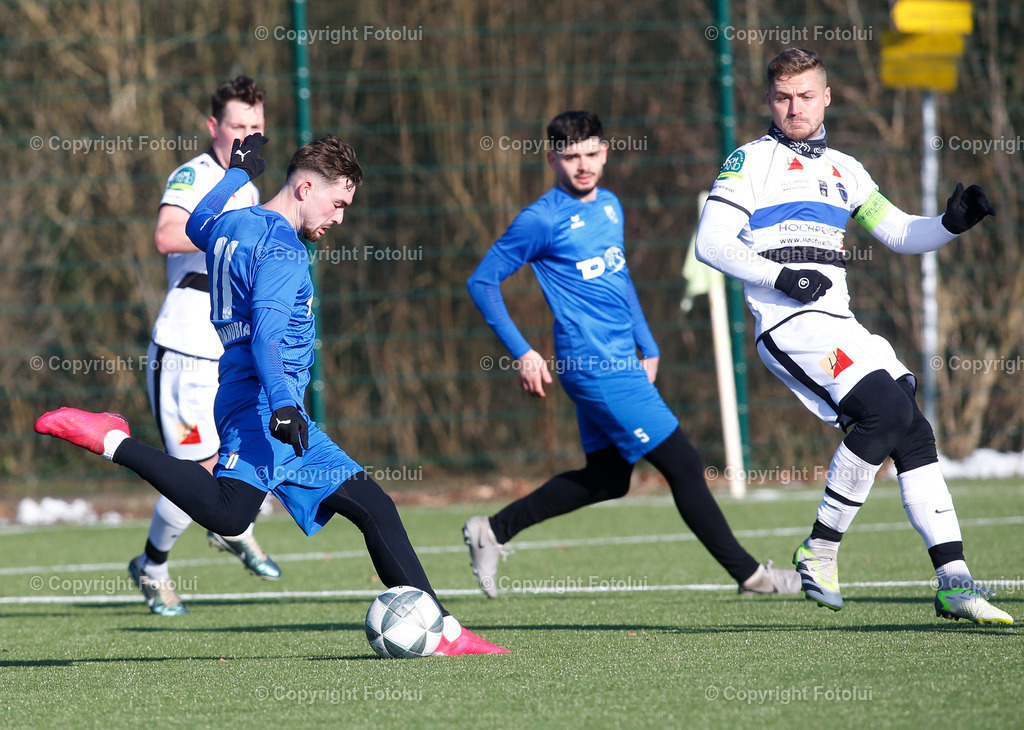 A_LUI_180125_07 | SPORT FUSSBALL TESTSPIEL ASKOE OEDT 1B-SU VORTUNA BAD LEONFELDEN 18.01.2025 IM BILD : FLORIAN AIGNER  (OEDT1B) UND MARIO KUNST (LEONFERLDEN) FOTO:FOTOLUI