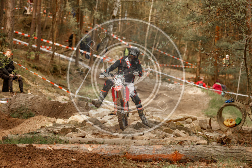 4TaktLauf1-515 | koppe-media - Realisiert mit Pictrs.com
