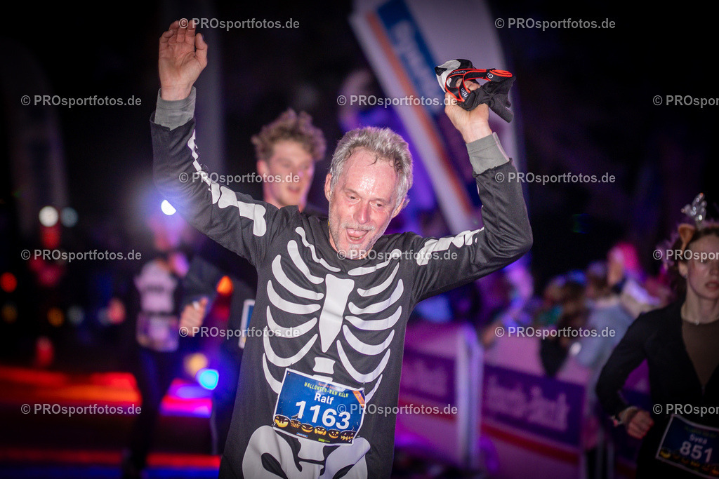 Halloween Run 2025 in Koeln, 31.10.2025 | Impressionen vom Halloween Run 2025 am 31.10.2025 in Koeln (Forstbotanischer Garten Rodenkirchen). Foto: Axel Kohring/Beautiful Sports