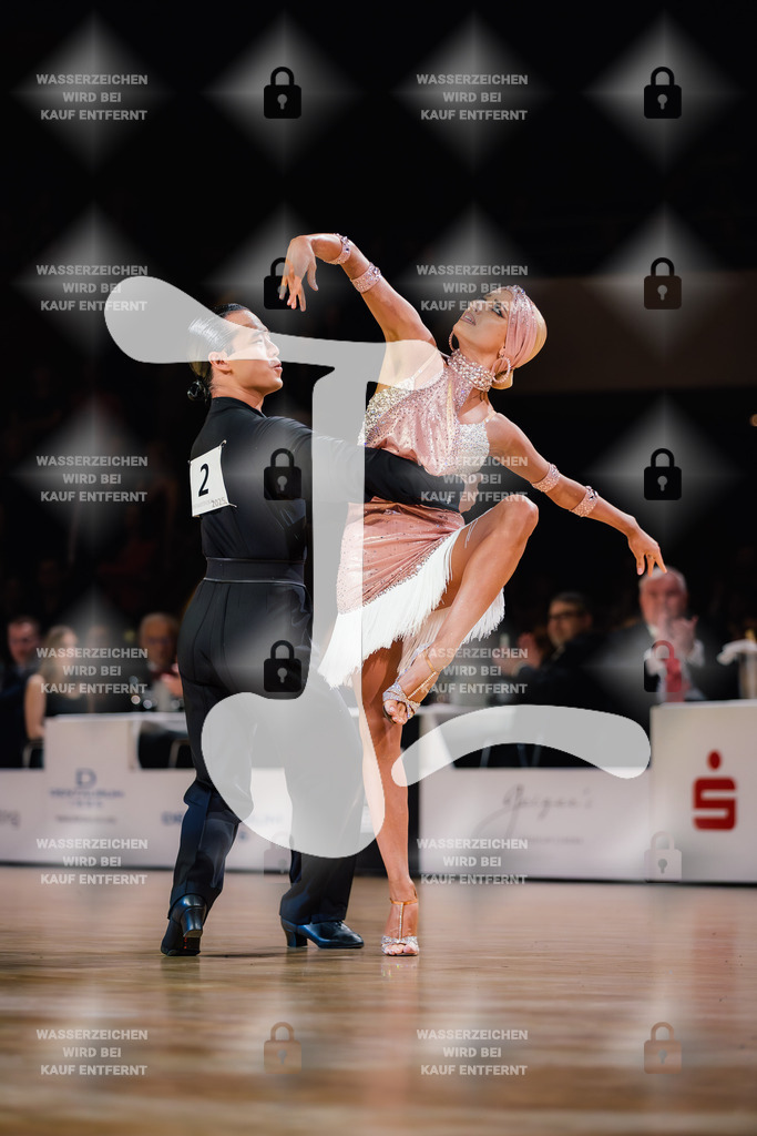 Goldstadtpokal 2025 - WDSF World Open Latin 3rd (2) Winson Tam _ Anastasia Novikova (Hong Kong)-2025-01-25-2309 | Webshop for digital downloads and prints of dance sport, event & show photographer Julian Link - Realisiert mit Pictrs.com