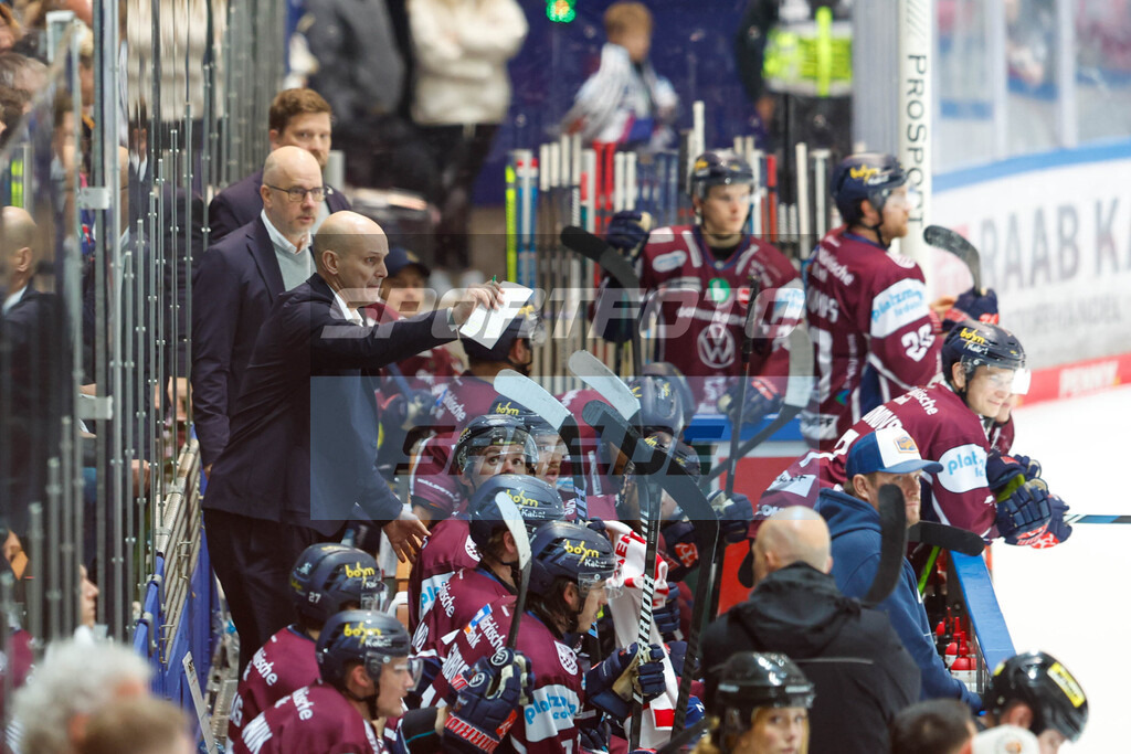 Eishockey | Iserlohns Bank - © Sportfoto-Sale (Jan Brüggemann) - Realisiert mit Pictrs.com