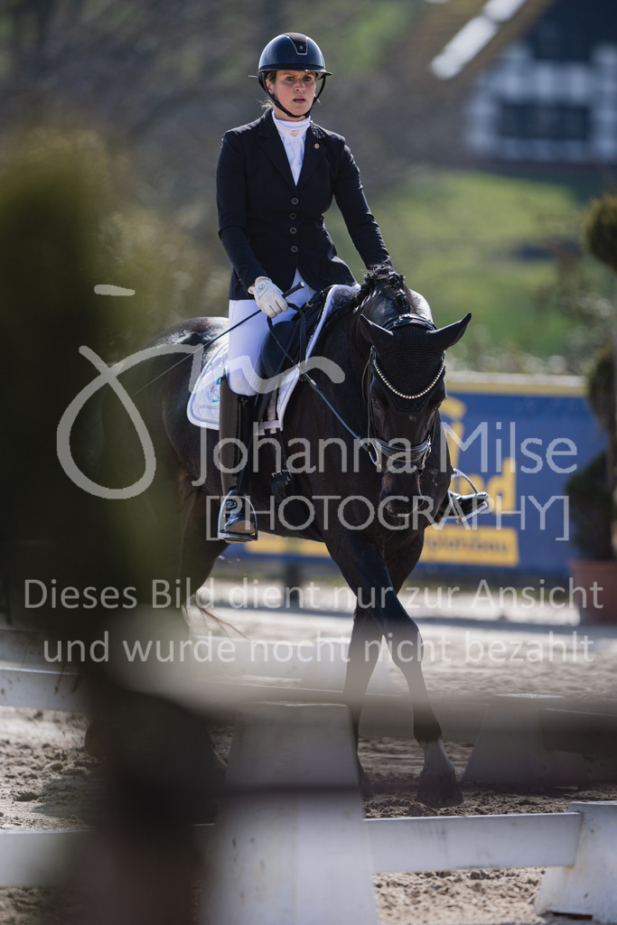 230410_Frühlingsfest_Dressurpf-M-102 | Deine schönsten Turniermomente als professionelle Fotos! Entdecke hochwertige Pferdesport-Fotografie im Online-Shop. Jetzt Fotos finden & bestellen!
