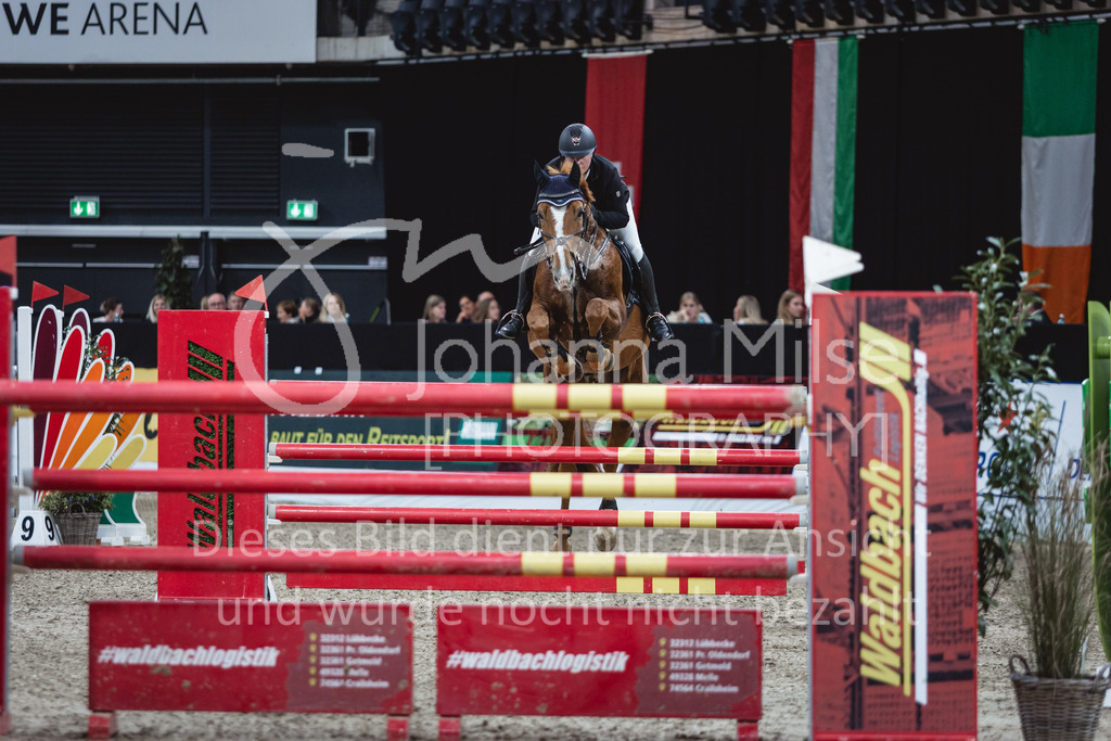 231028_Oldenburg_S1-Spr_Amateure-174 | Deine schönsten Turniermomente als professionelle Fotos! Entdecke hochwertige Pferdesport-Fotografie im Online-Shop. Jetzt Fotos finden & bestellen!