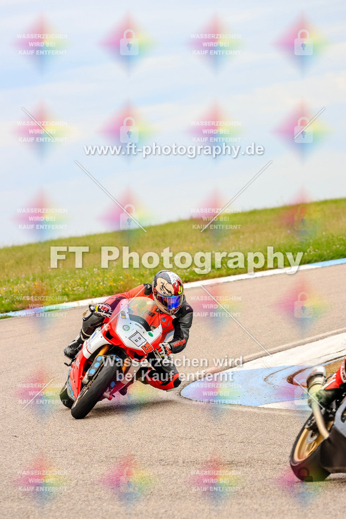 MotoTeam-2134 | Hier findet Ihr Bilder von Touristenfahrten auf der Nürburgring Nordschleife oder von anderen Veranstaltungen die ich besucht habe. Viel Spass beim Durch Schauen 