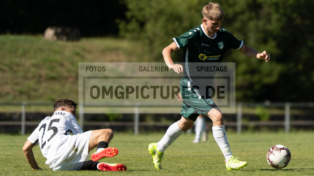 _OMG8074 | www.omgpictures.de, Sportfotograf, Verein, Fotograf, Baden Württemberg, Stuttgart, Heilbronn, omgpictures, Spieltag,  - Realisiert mit Pictrs.com
