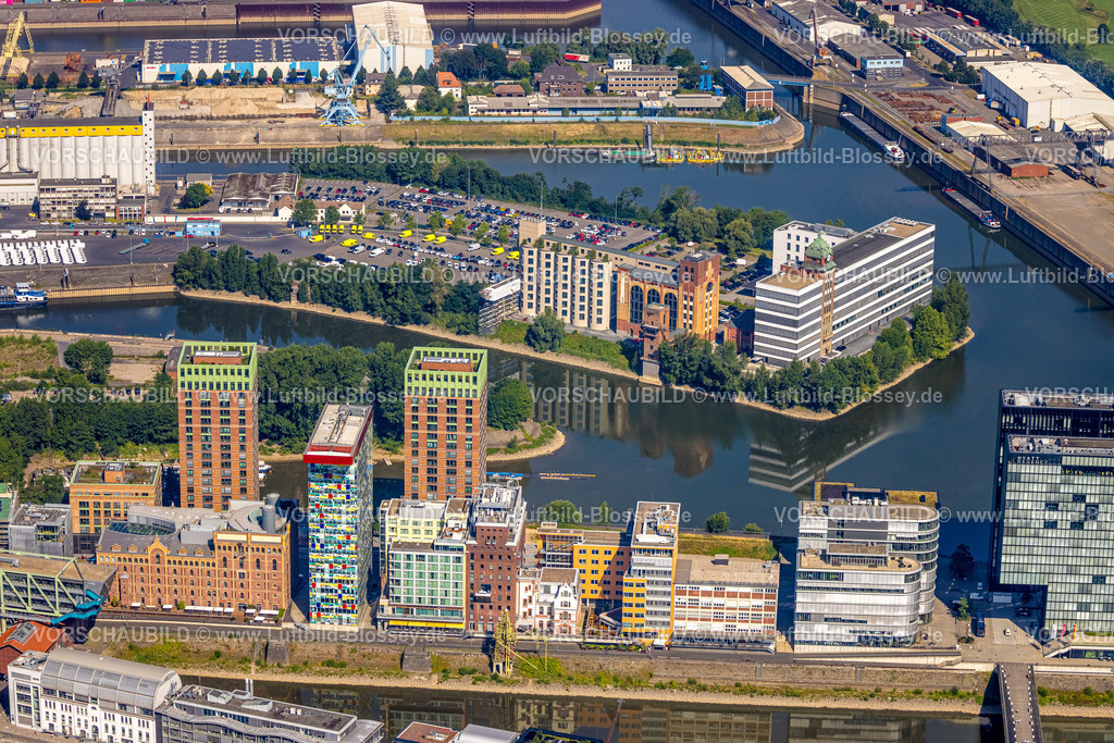 Duesseldorf220700991 | Luftbild, Medienhafen, Plange Mühle Klinikgebäude sowie Büro- und Wohngebäude, Firmengebäude Julo-Levin-Ufer, Hafen, Düsseldorf, Rheinland, Nordrhein-Westfalen, Deutschland