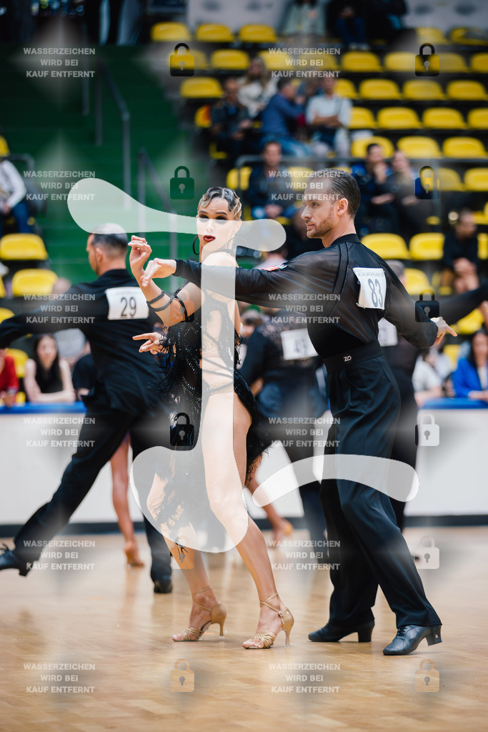 Hessen Tanzt WDSF International Open Latin 4th (83) Vitalii Zakharov _ Tabea Louisa Thaler (TC Blau-Orange Wiesbaden)-2025-05-18-4379 | Webshop for digital downloads and prints of dance sport, event & show photographer Julian Link - Realisiert mit Pictrs.com