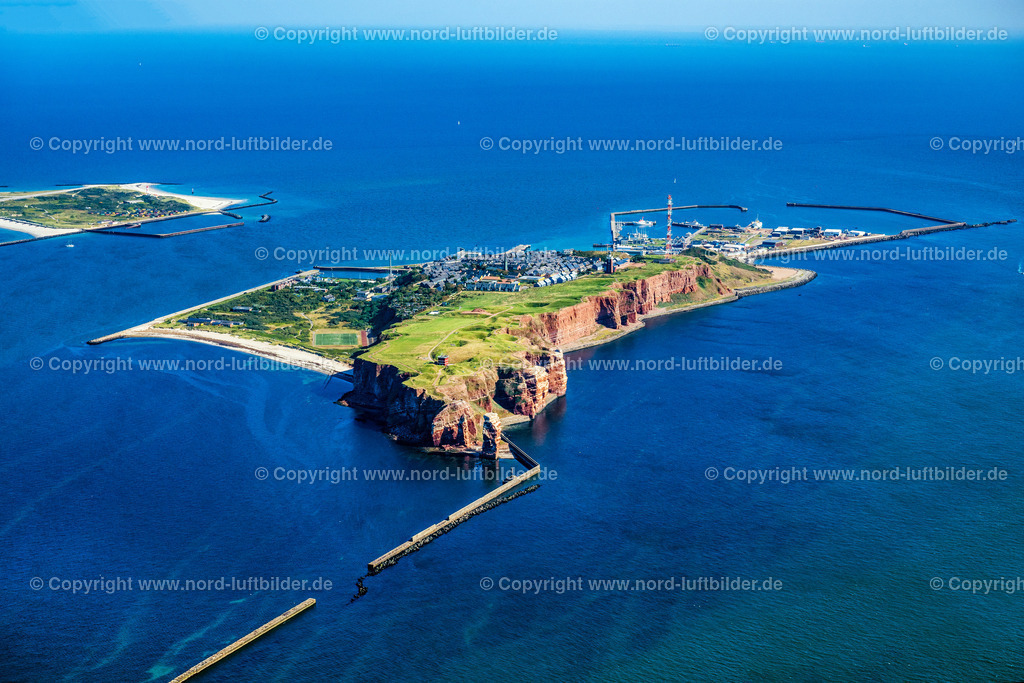 Helgoland_ELS_7946280824 | HELGOLAND 28.08.2024 Küsten- Landschaft der Insel Helgoland in der Nordsee im Bundesland Schleswig-Holstein, Deutschland. Weiterführende Informationen bei: Helgoland Tourismus-Service. // Coastal landscape of the island of Helgoland in the North Sea in the state of Schleswig-Holstein, Germany. Further information at: Helgoland Tourismus-Service. Foto: Martin Elsen