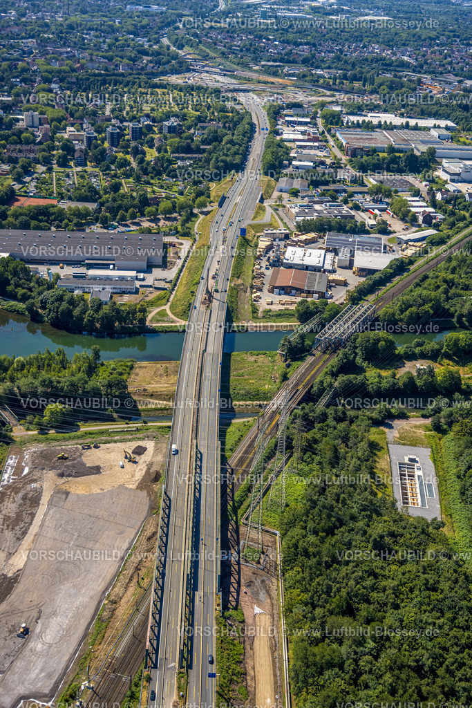 Herne230702368 | Luftbild, Bauarbeiten an der Emschertalbrücke der  Autobahn A43, Rhein-Herne-Kanal, Emscherbrücke Köln-Mindener Eisenbahn, Baukau, Herne, Ruhrgebiet, Nordrhein-Westfalen, Deutschland