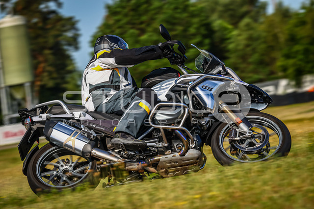 0888-260530DCB-036_888 | Deine Full-Service-Agentur für ✔️Videoproduktionen und ✔️Motorsportfotografie Jetzt Angebot anfragen!