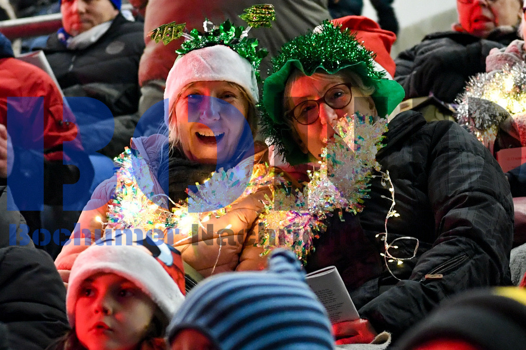 CSC_WEISIN20231220-27 | bond - Realisiert mit Pictrs.com