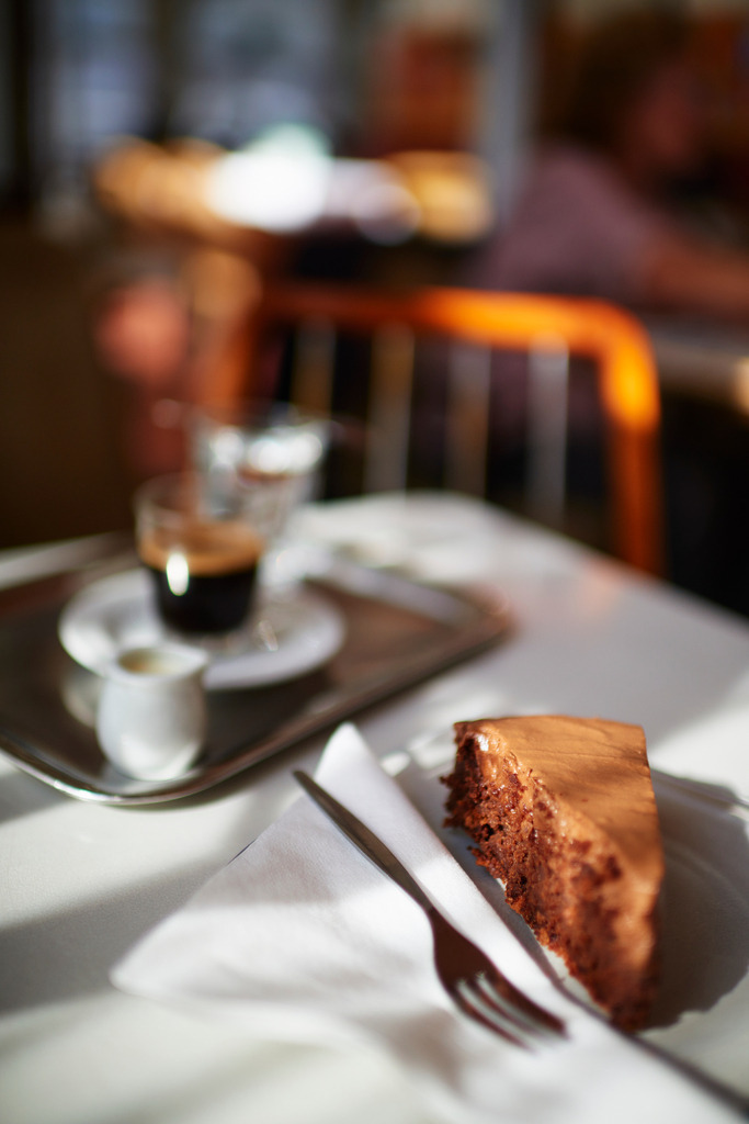 Cafe Restaurant Prückel | Wien, Austria - October 02, 2017: Cafe Restaurant Prückel, Original Prückel Creme (Espresso) mit Haustorte. - Realisiert mit Pictrs.com