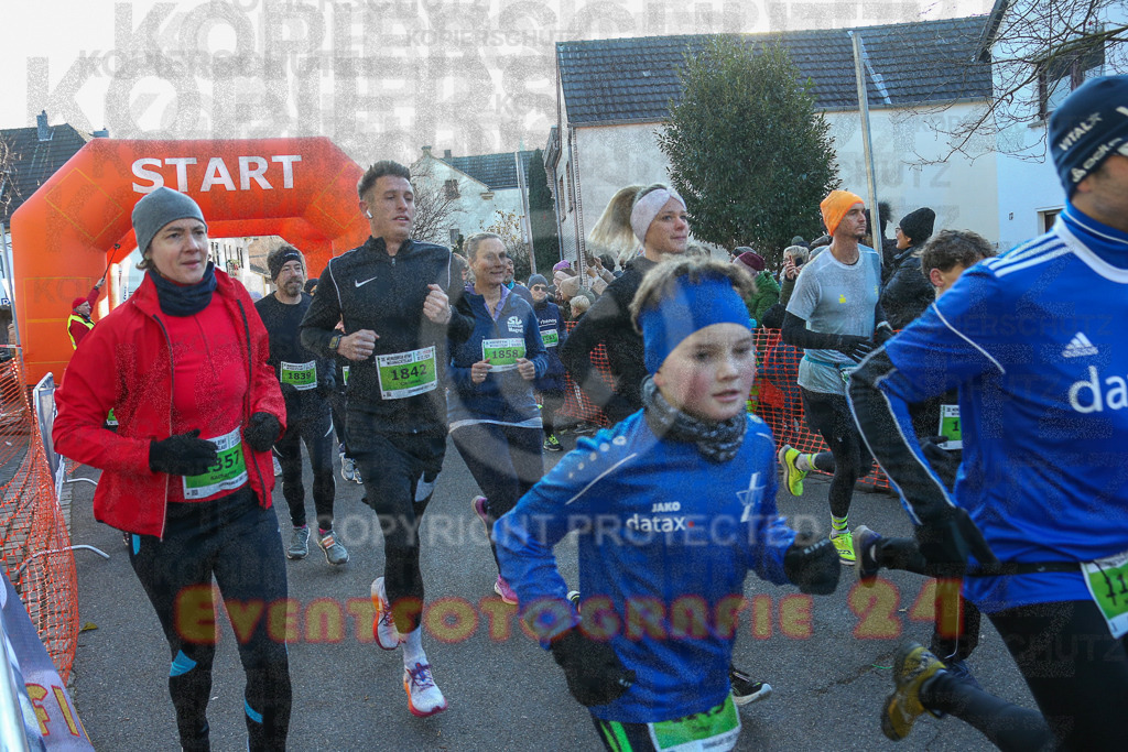 241201_1025_EX1_8160 | Sportfotografie im Rhein-Sieg Kreis, Köln, Bonn, NRW, Rheinland Pfalz, Hessen, etc. Unser Tätigkeitsfeld umfasst den Laufsport vom Volkslauf über den Marathon, Duathlon, Triathon bis zum Ultralauf wie Kölnpfad Ultra oder Schindertrail.