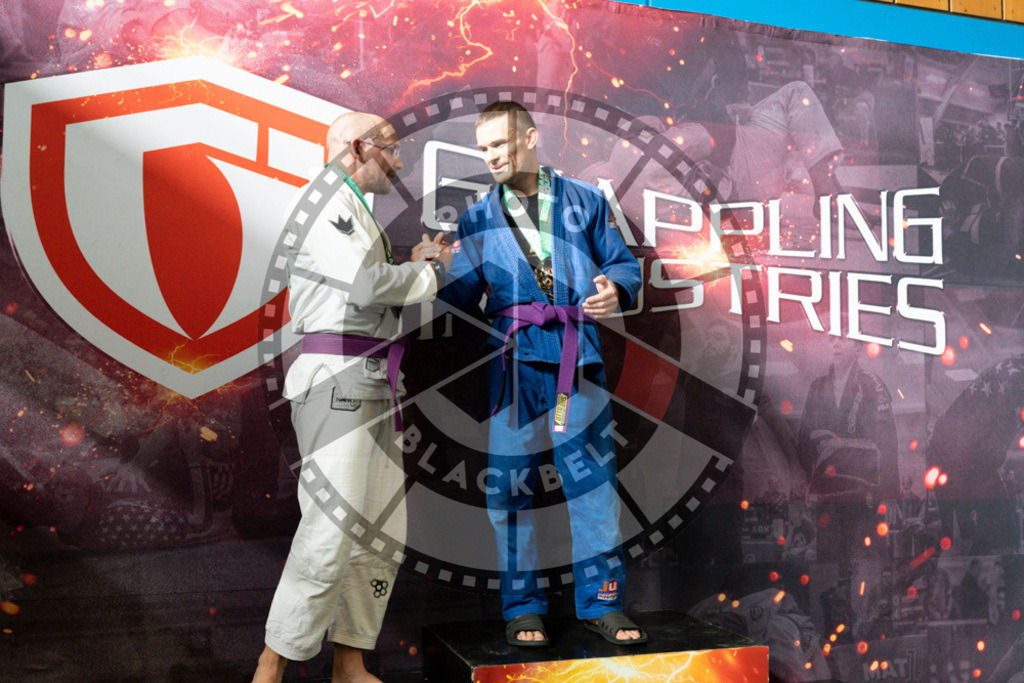 20240915PBB0844 | Athletes compete during the Grappling Industries’ grappling and Brazilian jiu-jitsu competition in Berlin, on September 15, 2024.