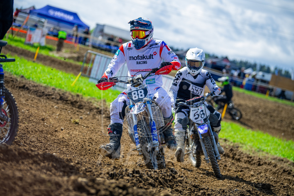 Mo (117) | Paeschuphoto Shop - Wer nicht sucht der auch nicht findet.Ob Motocrossbilder oder von einem besuchtem Spiel, Hauptsache Action. - Realisiert mit Pictrs.com
