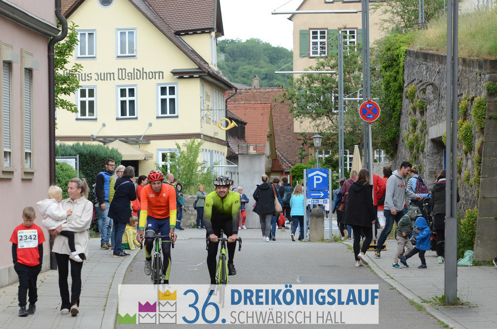 AOK Junior Cup 400m | 3Königslauf 2022 AOK Junior Cup 400m - Realisiert mit Pictrs.com