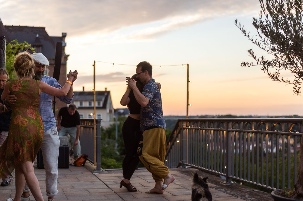 Tango Milonga | Tango Milonga im Forte Belvedere Leisnig zum Festival Hallo Leisnig 2022. - Realisiert mit Pictrs.com