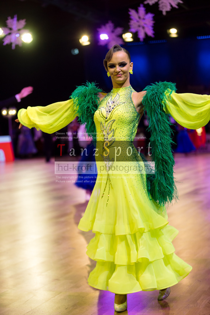 20241215_WDSF_Open_Youth_Std-Riga-8525 | Tanzsportbilder, Standardtanz, Lateintanz, WDSF, DTV, LTVB, dancecomp, goc, hessen tanzt, blaues band der spree, walzer, tango, wiener walzer, slowfox, quickstepp, samba, rumba, cha-cha-cha, paso doble. jive, hd-kroft photography, turniertanzsport