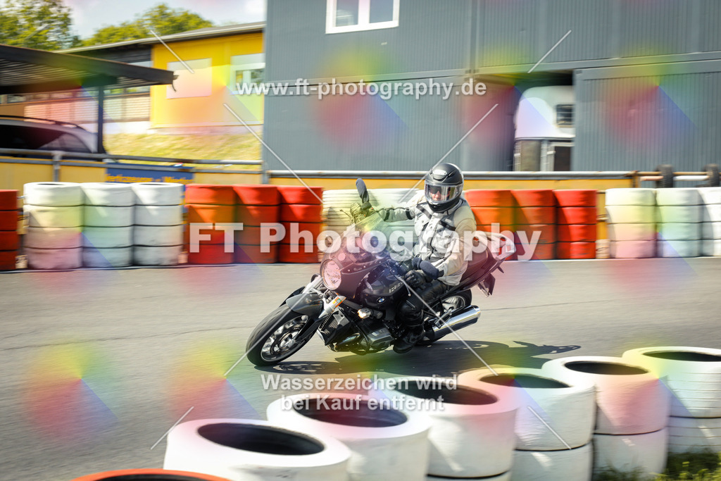 OBK_Mai_Martina_Markus-11096 | Hier findet Ihr Bilder von Touristenfahrten auf der Nürburgring Nordschleife oder von anderen Veranstaltungen die ich besucht habe. Viel Spass beim Durch Schauen 