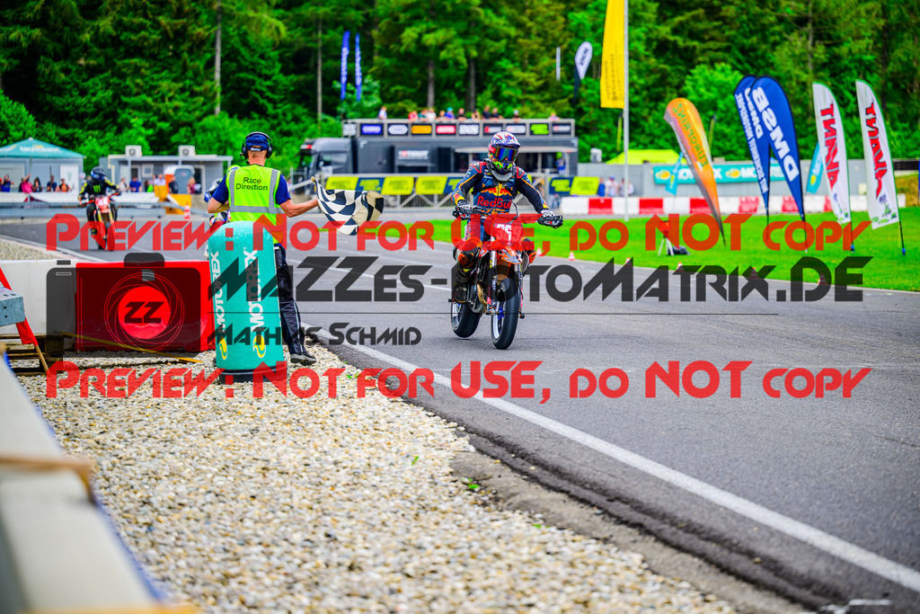 MaZZes_FotoMatrix_240609_6021986_7944 | S4